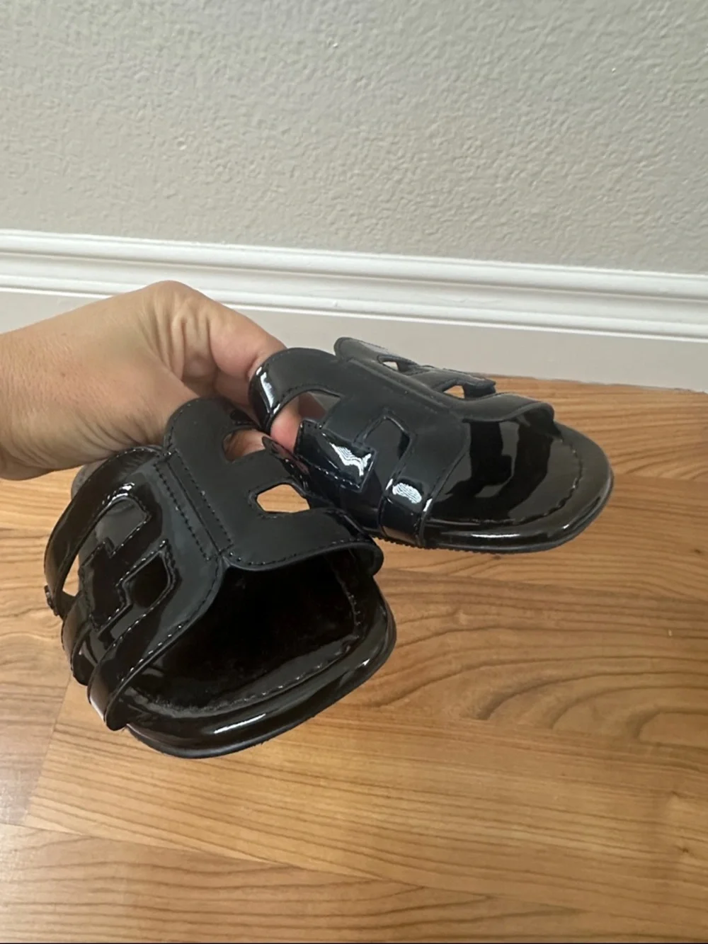 Sam Edelman Bay Cutout Slide Sanda 6.5 - Picture 7 of 7